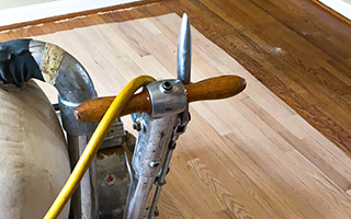 The Difference between Hardwood Floor Buffing and Sanding