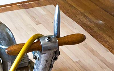 Difference between Hardwood Floor Buffing and Sanding